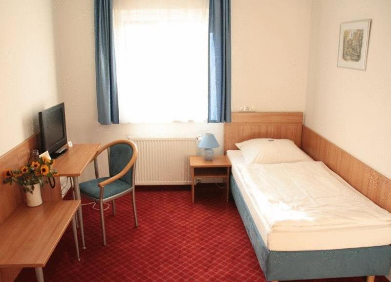 Hotel Schillerplatz Öhringen Dış mekan fotoğraf
